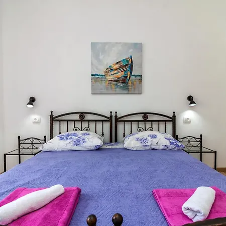Al Mare Apartman *